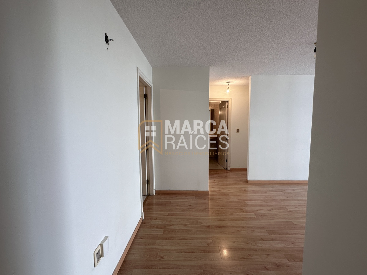 Apartamento ID.701 - Venta Apartamento 2 Dormitorios Garage Box Balcon al Frente Tres Cruces Montevideo