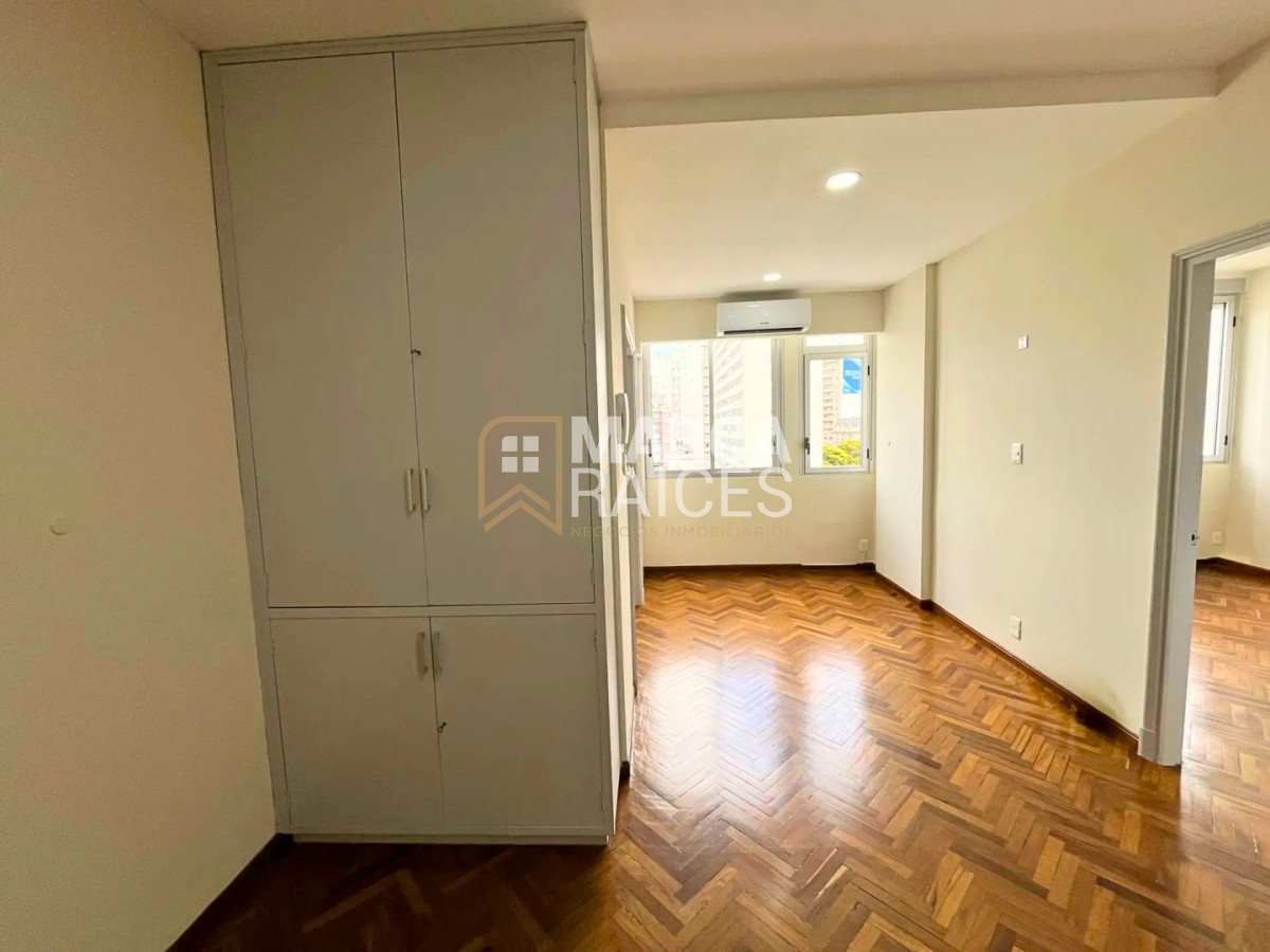 Apartamento ID.1890 - Alquiler Apartamento 1 Dormitorio Centro Montevideo