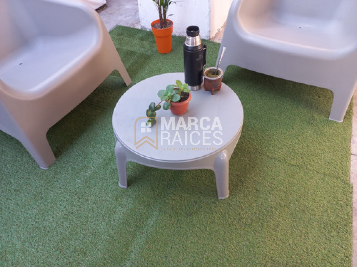 Apartamento ID.1481 - Alquiler Apartamento 4 dormitorios y 2 baños en Reducto, Montevideo.