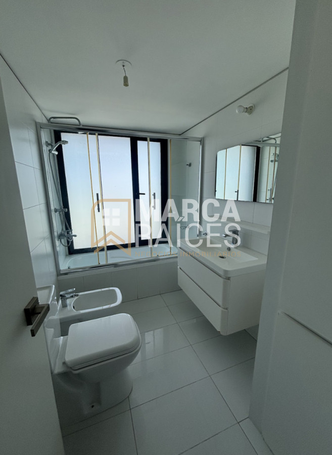 Apartamento ID.1791 - Alquiler Apartamento Penthouse 2 Dormitorios Centro Montevideo