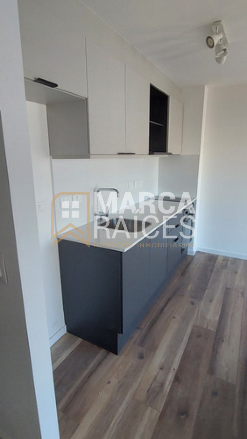 Apartamento ID.1564 - Alquiler excelente monoambiente en Pocitos, Montevideo