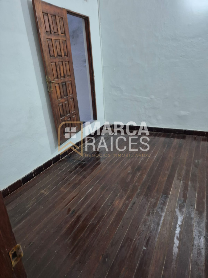Apartamento ID.1247 - Alquiler Apartamento 1 Dormitorio Patio Planta Baja Centro Montevideo