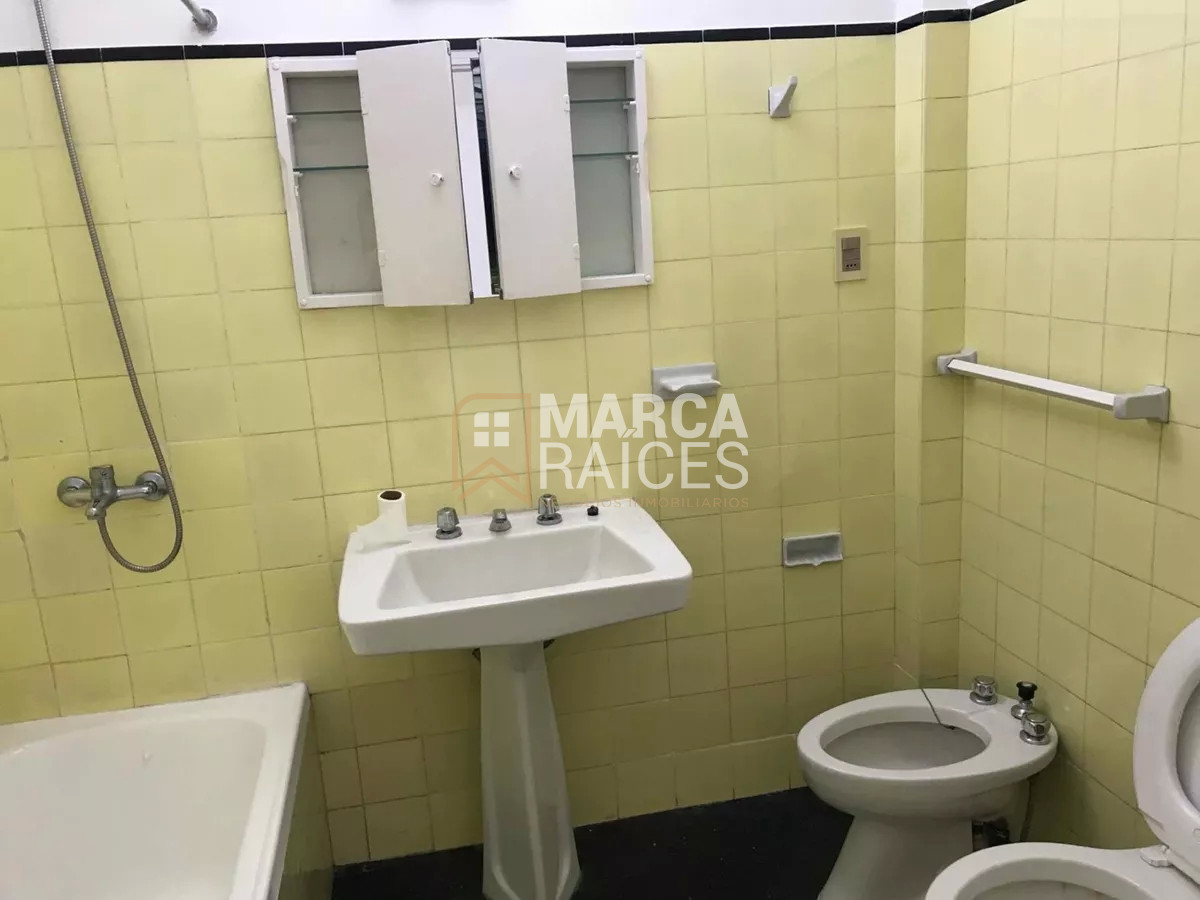 Apartamento ID.989 - Venta Apartamento 2 Dormitorios con renta Pocitos Montevideo 