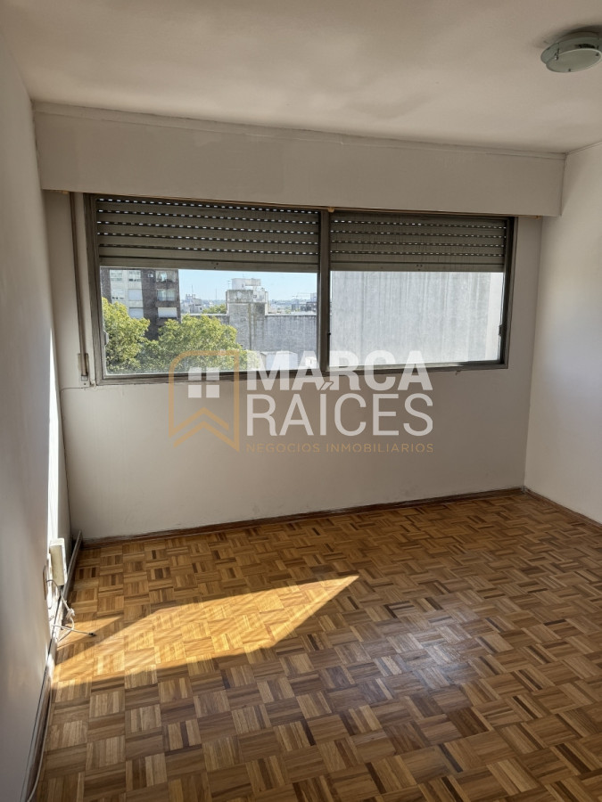 Apartamento ID.718 - Venta Apartamento 2 Dormitorios 2 Baños Con Estacionamiento Centro