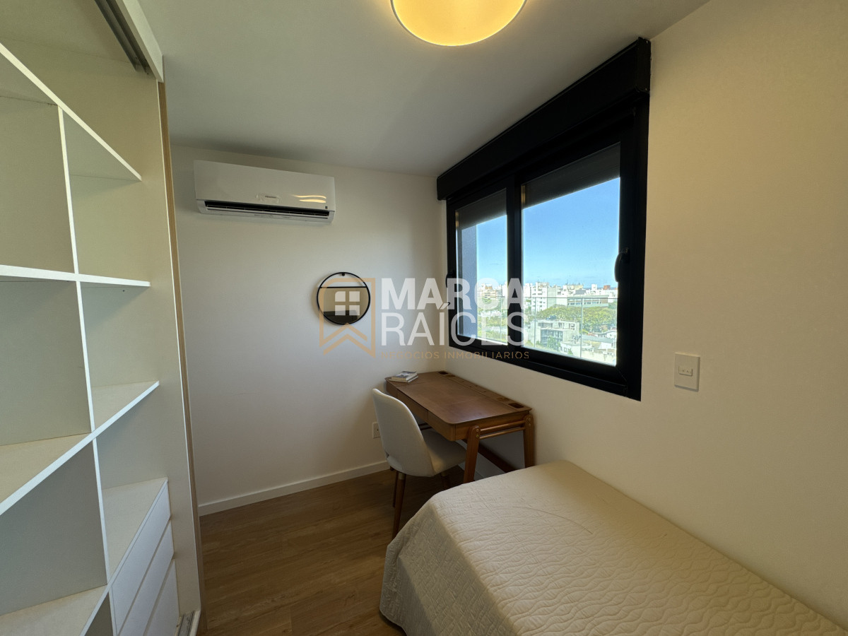 Apartamento ID.1201 - Venta Pent House 2 Dormitorios Con Renta Terraza con Parrillero Y Garaje Doble Punta Carretas Montevideo