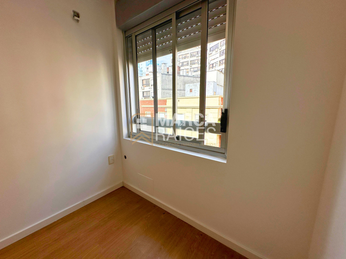Apartamento ID.1356 - Venta Apartamento 2 Dormitorios Garage Tres Cruces Montevideo