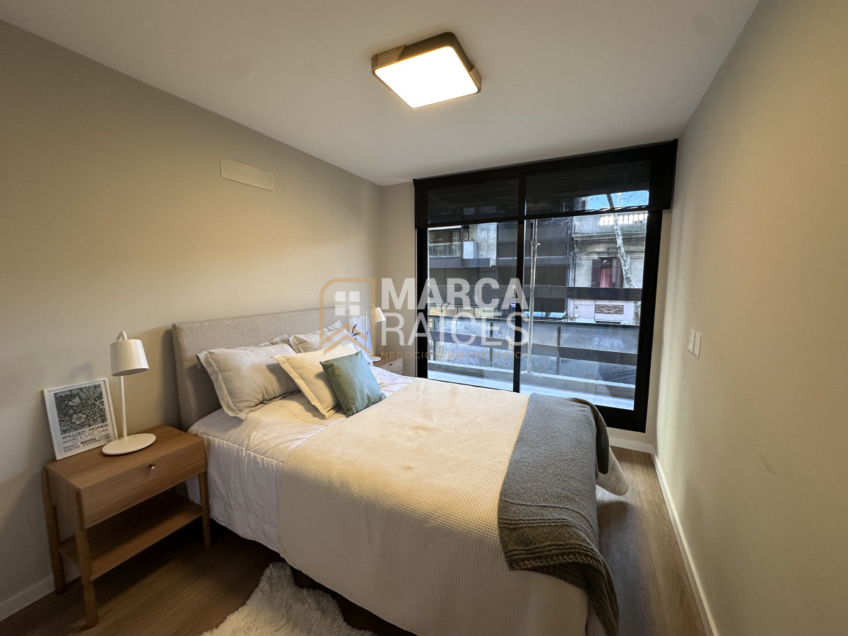 Apartamento ID.1016 - Venta Apartamento 1 Dormitorio en construcción con balcon y patio Centro Sur Montevideo