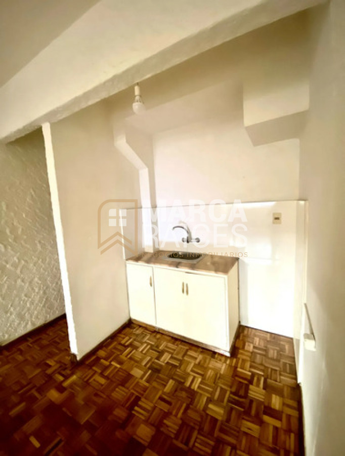 Apartamento ID.1924 - Alquiler Monoambiente. Centro, Montevideo