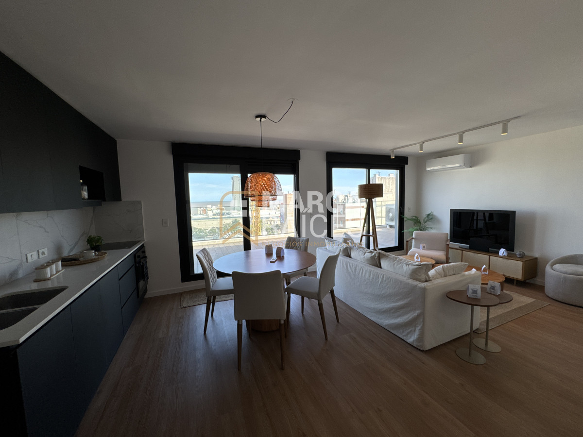 Apartamento ID.1201 - Venta Pent House 2 Dormitorios Con Renta Terraza con Parrillero Y Garaje Doble Punta Carretas Montevideo