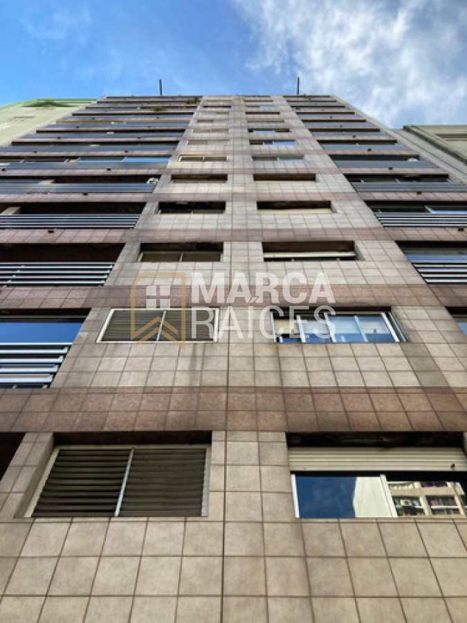 Apartamento ID.1839 - Alquiler Apartamento 2 Dormitorios. Centro, Montevideo