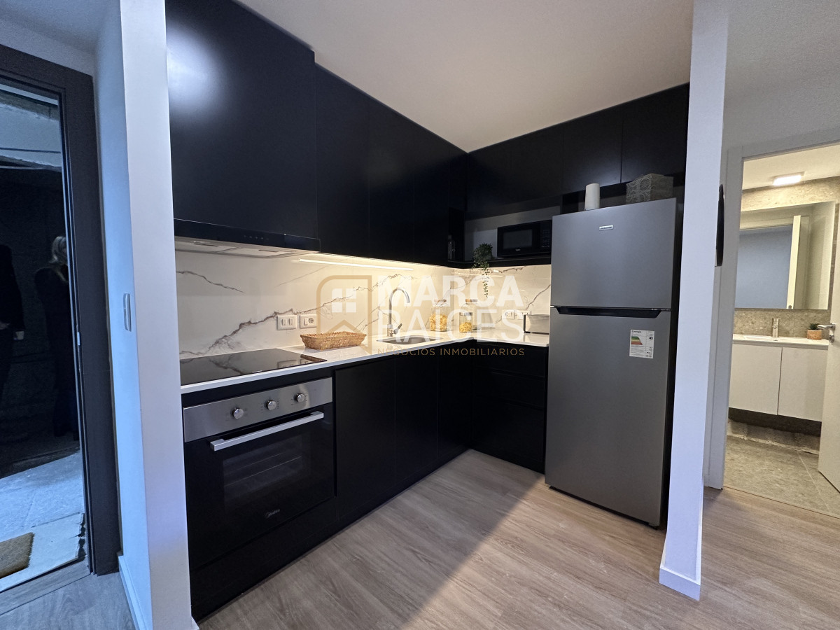 Apartamento ID.1016 - Venta Apartamento 1 Dormitorio en construcción con balcon y patio Centro Sur Montevideo