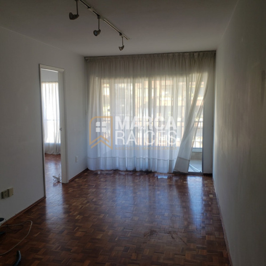 Apartamento ID.1568 - Venta apartamento de 1 dormitorio al frente con renta en Pocitos, Montevideo