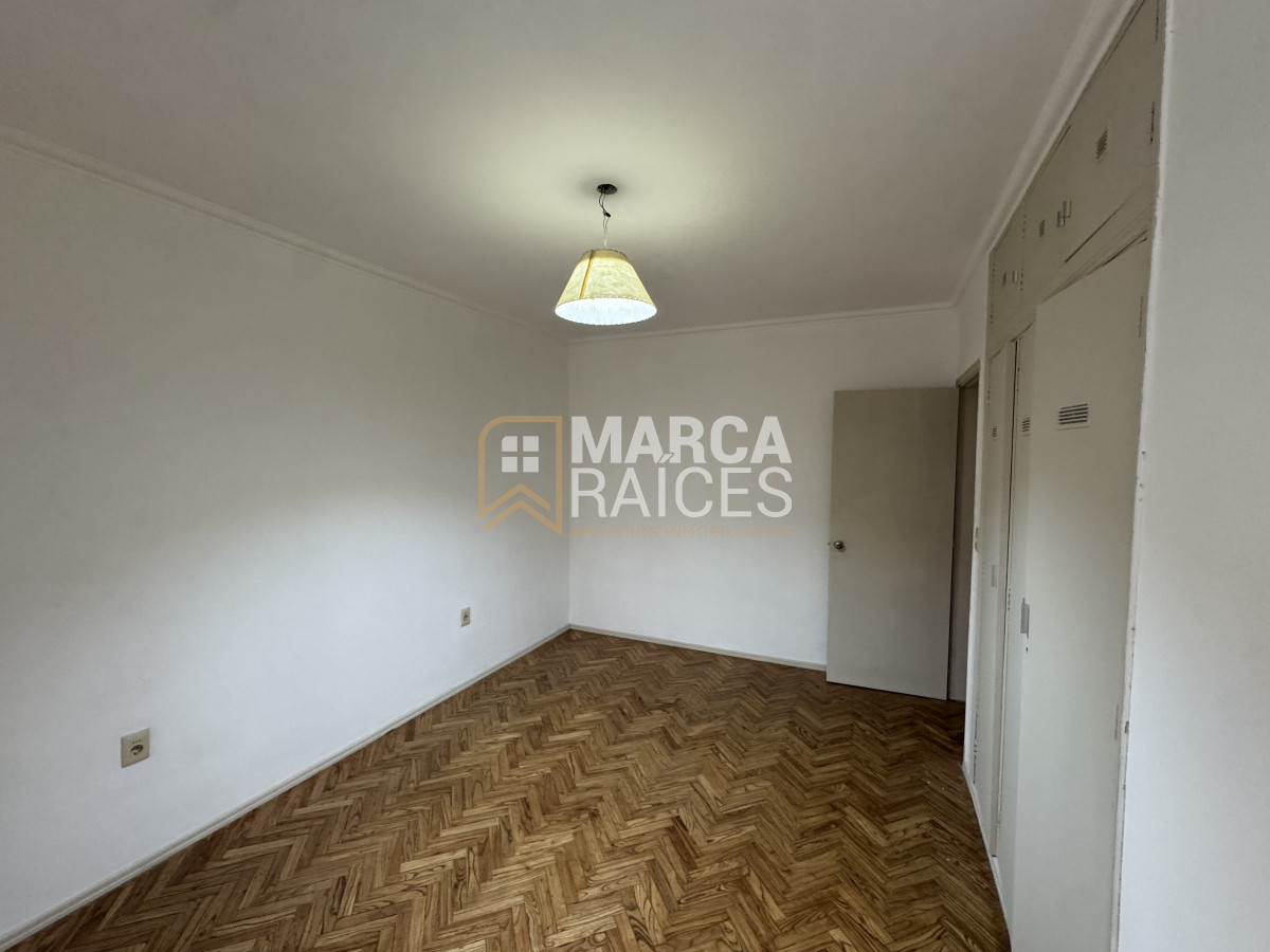 Apartamento ID.1529 - Alquiler Hermoso Apartamento de 3 Dormitorios 2 Baños en Punta Carretas Montevideo