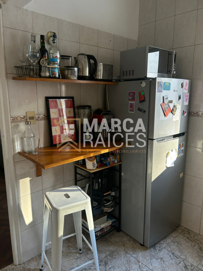 Apartamento ID.1974 - DAlquiler Apartamento 1 Dormitorio Segundo Piso por Escalera Pocitos Montevideo