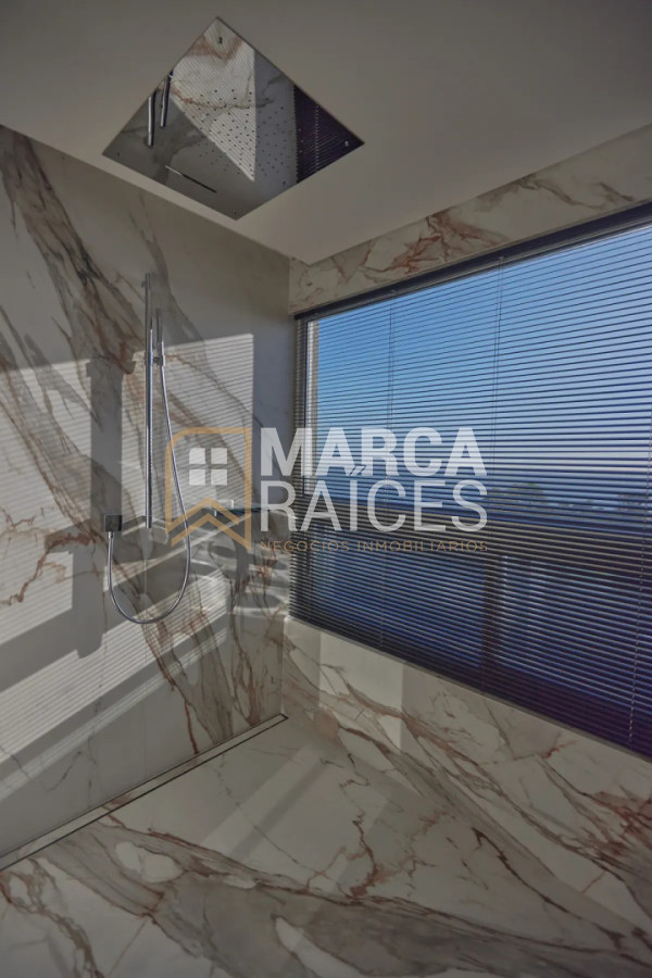 Apartamento ID.2026 - Alquiler Apartamento Amueblado 3 Dormitorios con Garage Doble Punta Carretas Montevideo