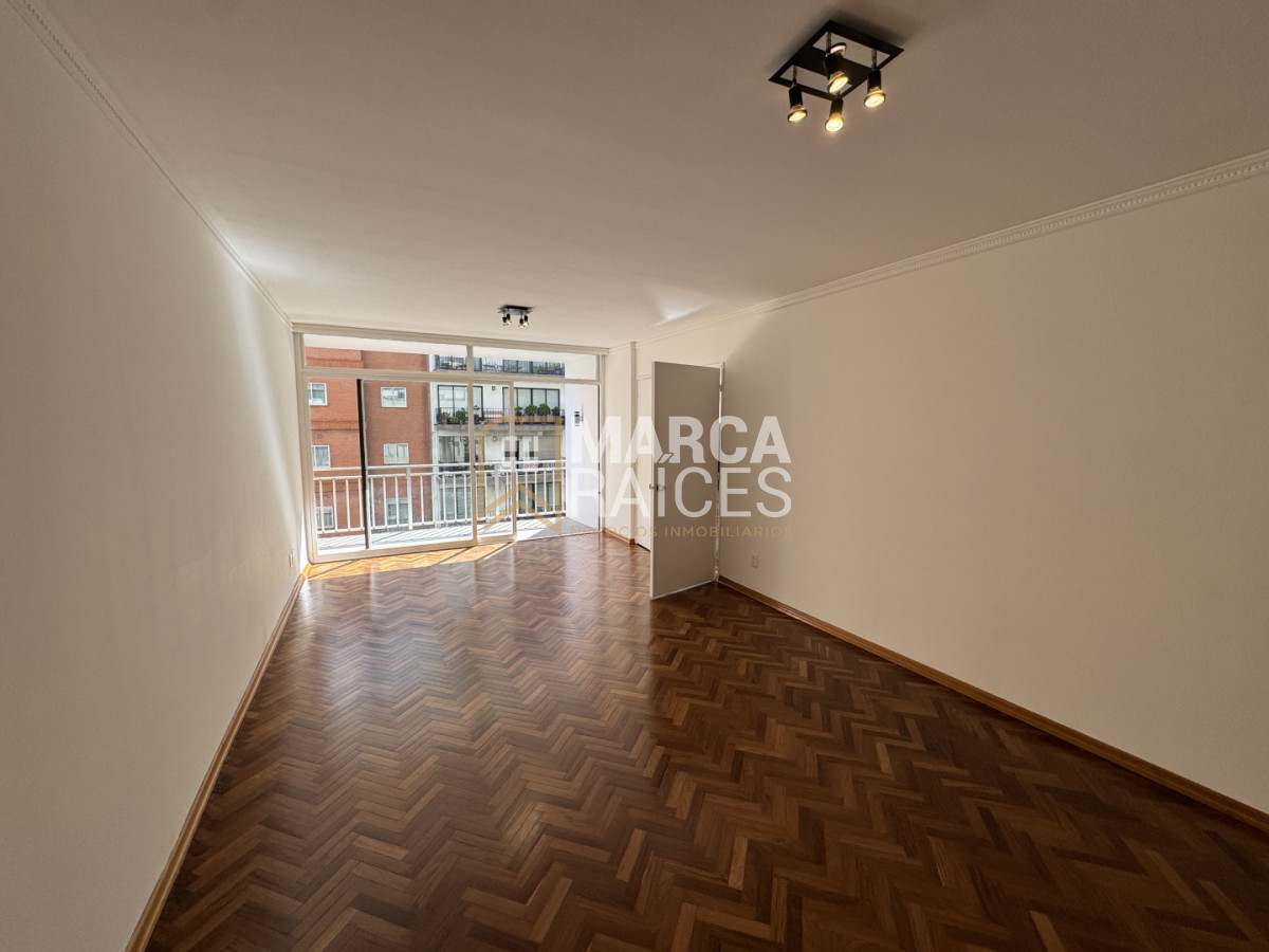 Apartamento ID.1734 - Venta Apartamento 4 dormitorios 3 baños Garage Pocitos Montevideo