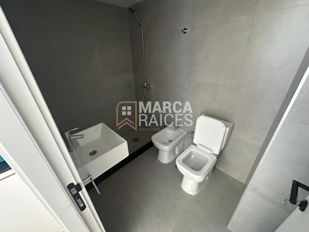 Apartamento ID.2025 - Alquiler Apartamento a Estrenar 1 Dormitorio Opcion Garage Centro Montevideo