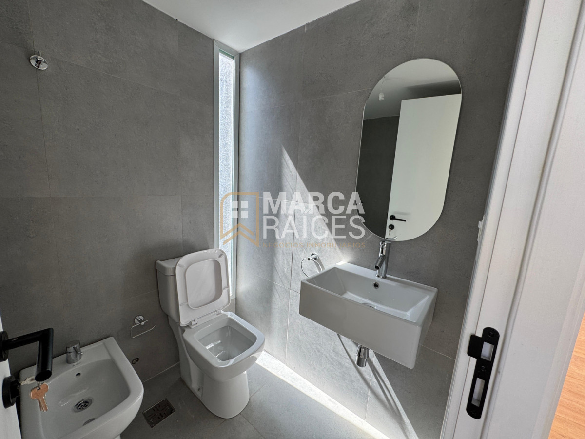 Apartamento ID.1811 - Venta Apartamento Penthouse 1 Dormitorio a estrenar con parrillero propio Centro Sur Montevideo