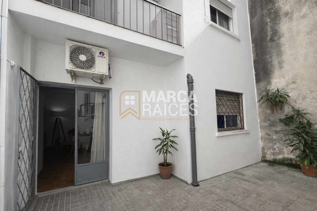 Apartamento ID.1952 - Alquiler Apartamento 1 Dormitorio Patio Centro Sur Montevideo