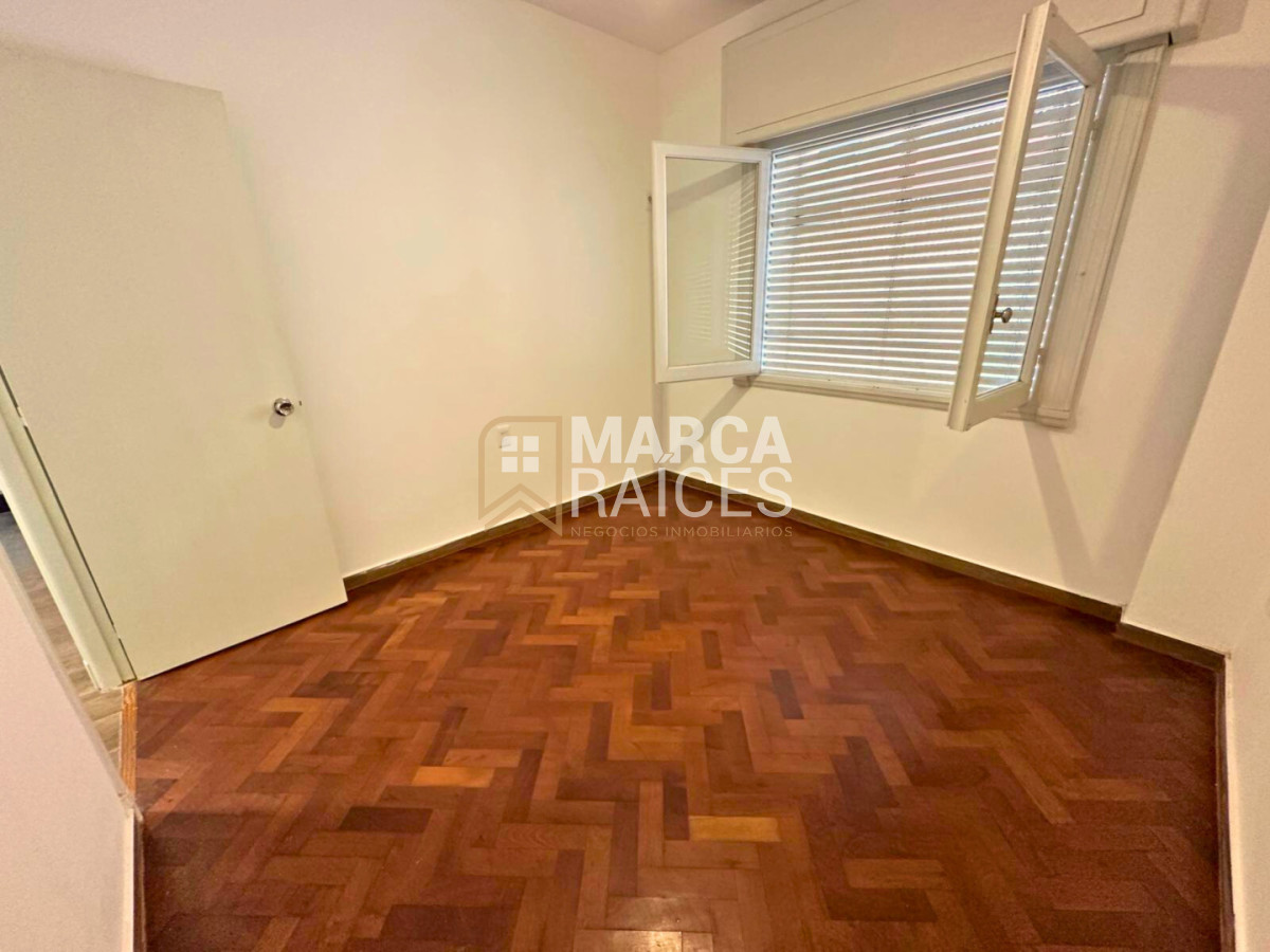 Apartamento ID.1886 - Alquiler Apartamento 2 Dormitorios Centro Montevideo