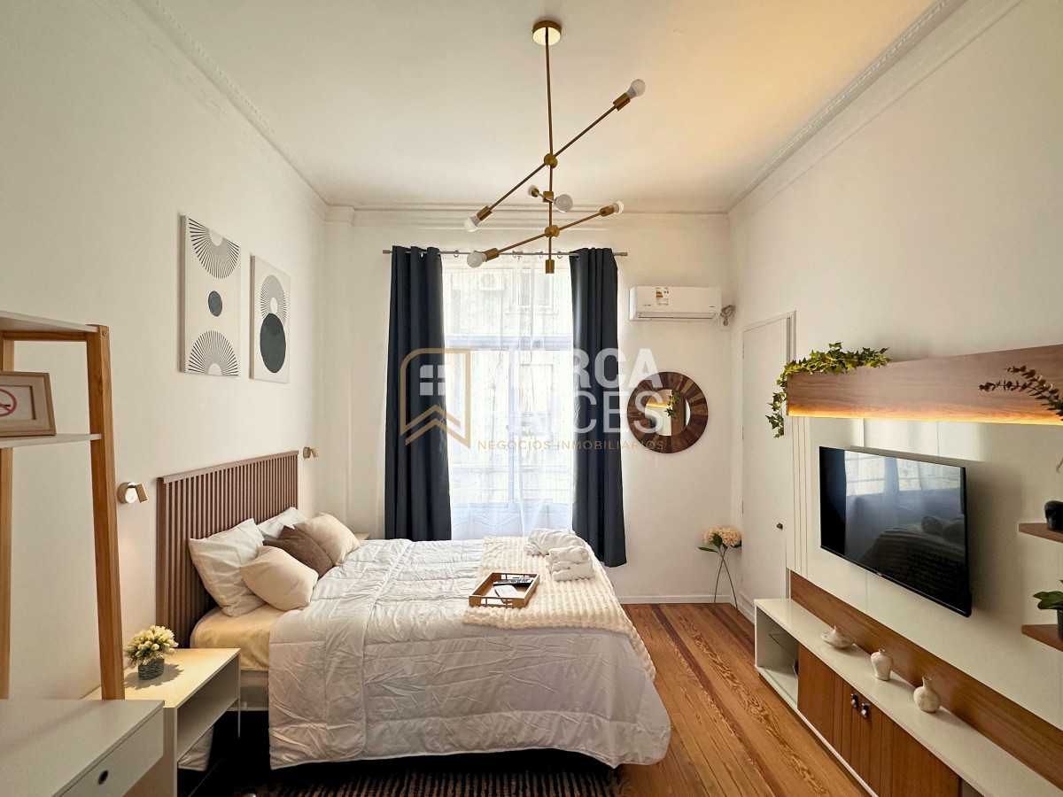 Apartamento ID.1621 - Alquiler Temporal Monoambiente en Pocitos Rambla y Plaza Gomensoro Disponible A Partir de Diciembre Montevideo