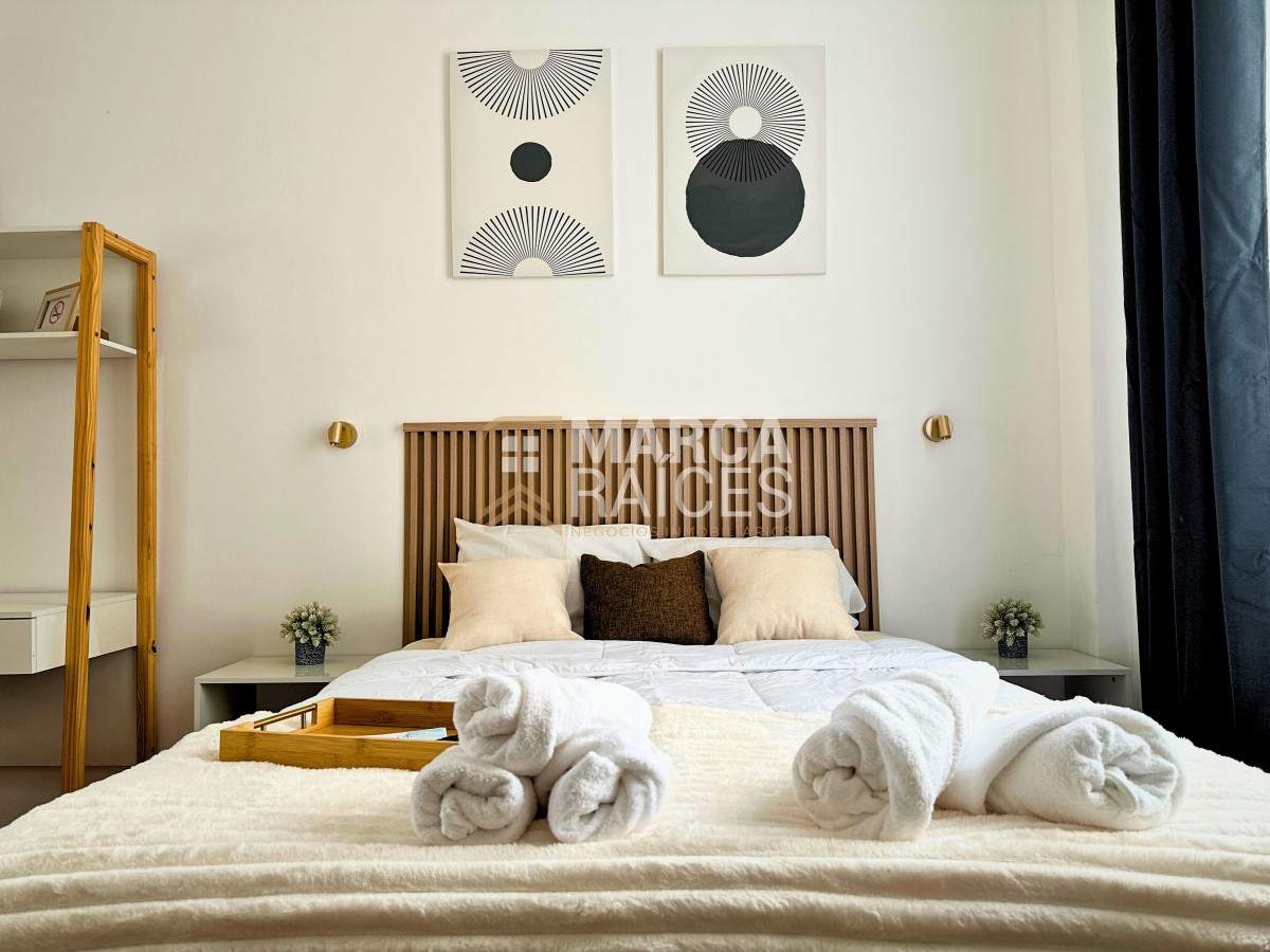 Apartamento ID.1621 - Alquiler Temporal Monoambiente en Pocitos Rambla y Plaza Gomensoro Disponible A Partir de Diciembre Montevideo