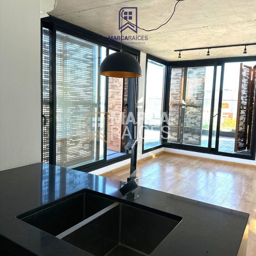 Apartamento ID.330 - Alquiler Apartamento penthouse 2 Dormitorios Centro Montevideo