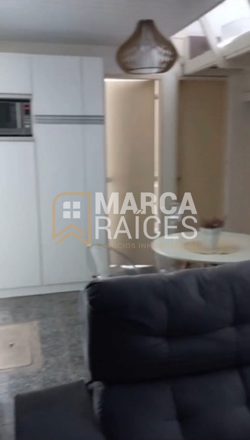 Apartamento ID.1481 - Alquiler Apartamento 4 dormitorios y 2 baños en Reducto, Montevideo.