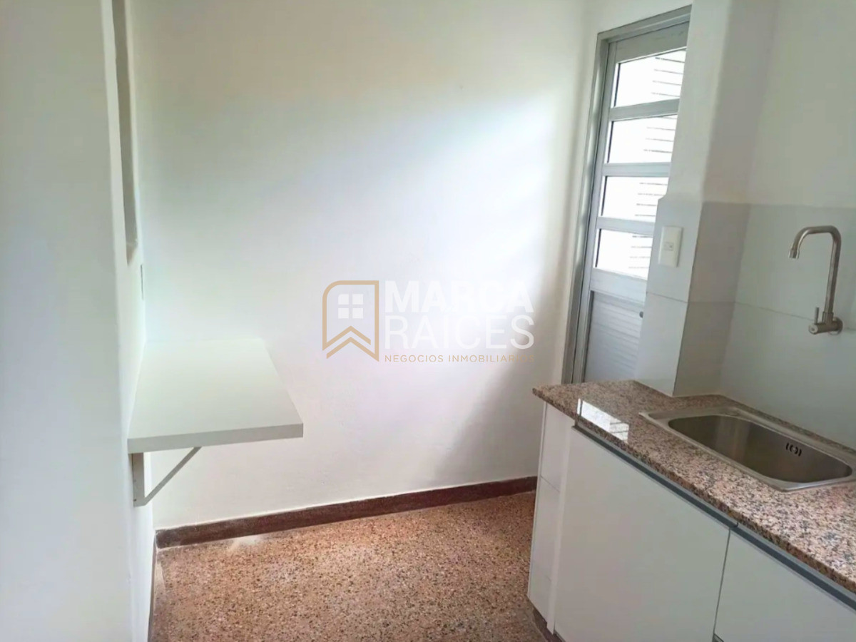 Apartamento ID.1671 - Alquiler Apartamento 1 Dormitorio con Patio Jacinto Vera Montevideo