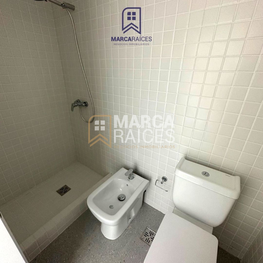 Apartamento ID.345 - Venta Apartamento 1 Dormitorio Balcon y Patio con renta Palermo Montevideo