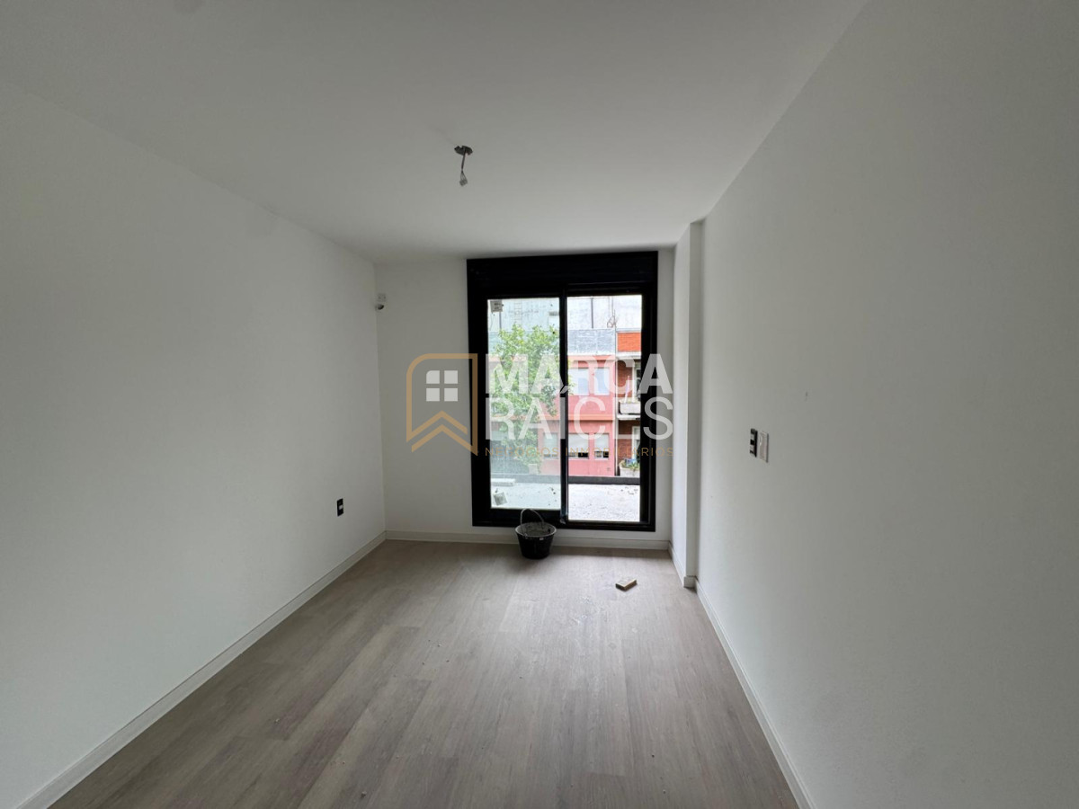 Apartamento ID.1957 - Alquiler Apartamento 1 Dormitorio con patio y parrillero propio a estrenar Centro Sur Montevideo