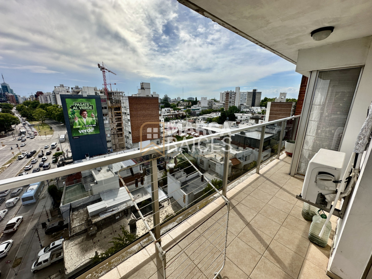 Apartamento ID.1804 - Venta Apartamento Tipo Penthouse 4 Dormitorios 3 Baños Doble Garage Barbacoa Parque Batlle Montevideo