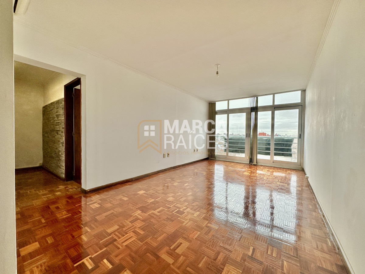 Apartamento ID.1650 - Alquiler Apartamento 2 Dormitoros Garage Pocitos Montevideo
