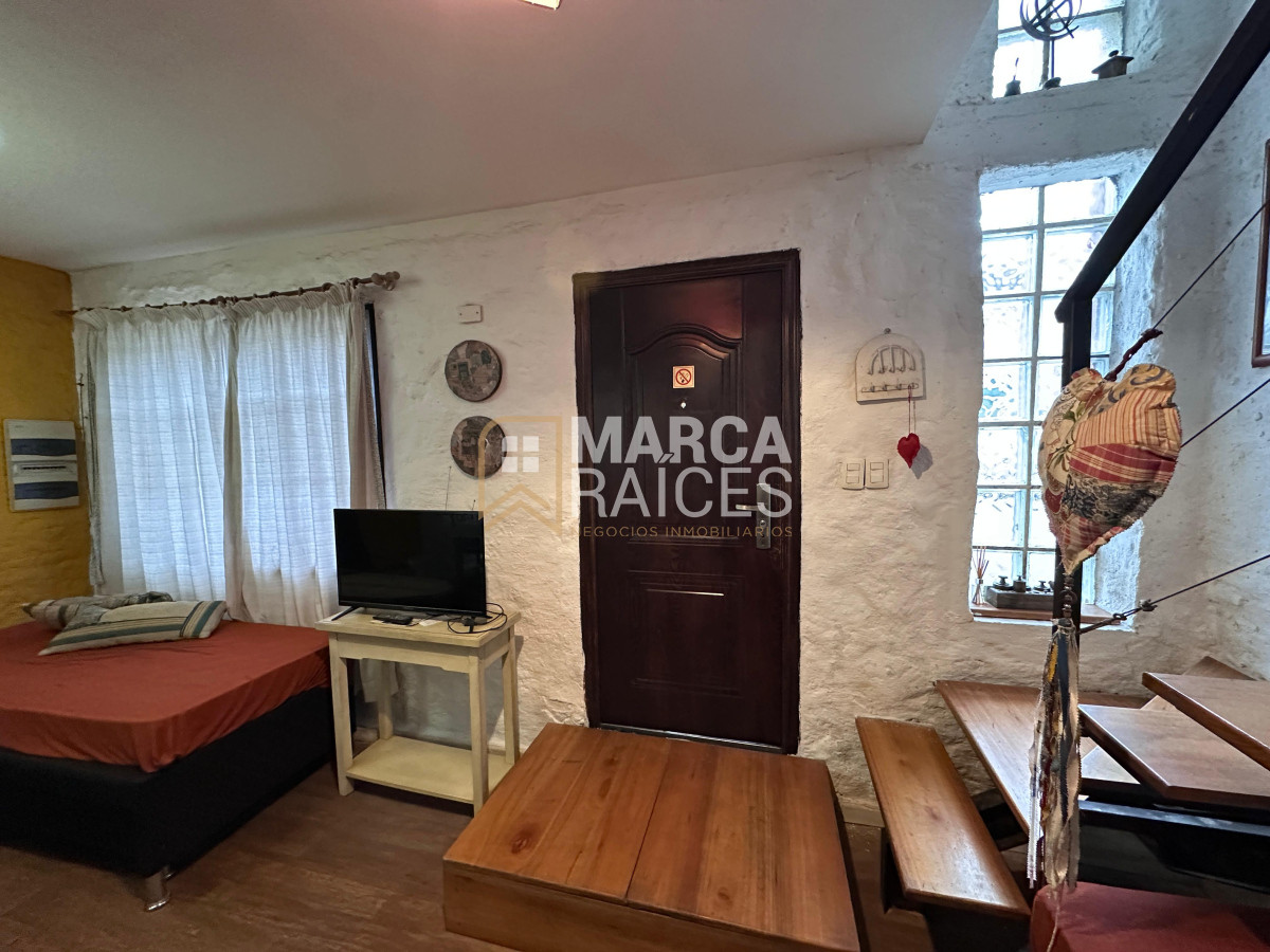 Apartamento ID.1327 - Alquier Duplex 2 Dormitorios Totalmente Amoblado Aguada Montevideo