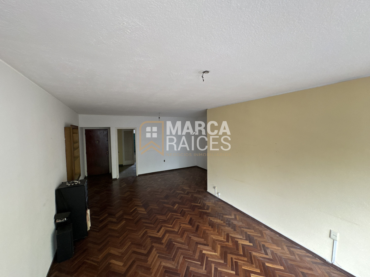 Apartamento ID.1199 - Venta Apartamento 4 Dormitorios 2 baños Garage Punta Carretas Montevideo