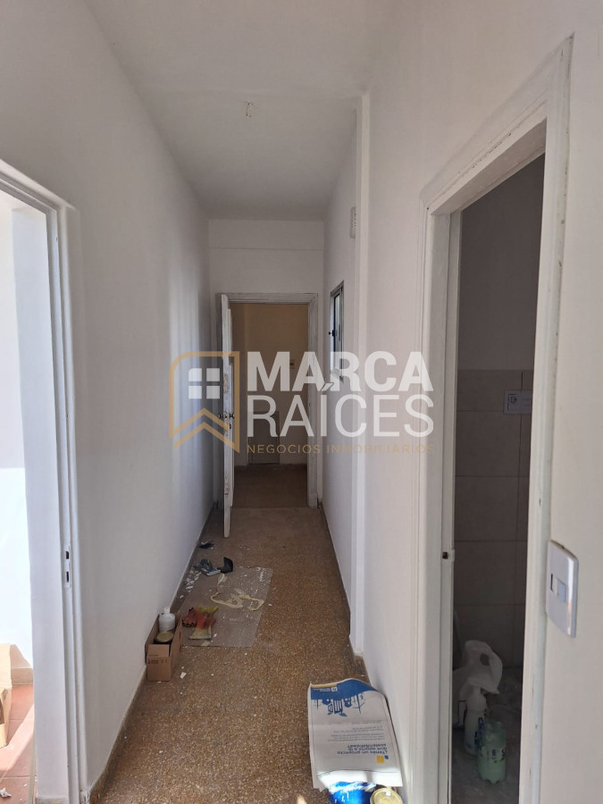 Apartamento ID.1627 - Alquiler Apartamento 1 Dormitorio Segundo Piso Requena esq Bv. España Parque Rodo Montevideo