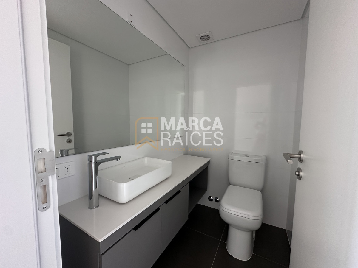 Apartamento ID.776 - Venta Apartamento 3 Dormitorios 3 baños a estrenar Buceo Montevideo