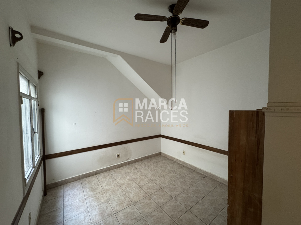 Apartamento ID.559 - Venta Casa 2 Dormitorios con patio Palermo Montevideo 