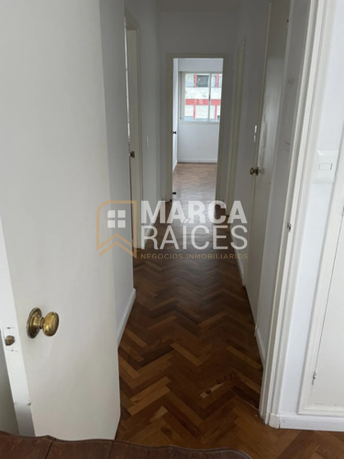 Apartamento ID.2034 - Alquiler Apartamento 2 Dormitorios, 2 Baños. Pocitos, Montevideo