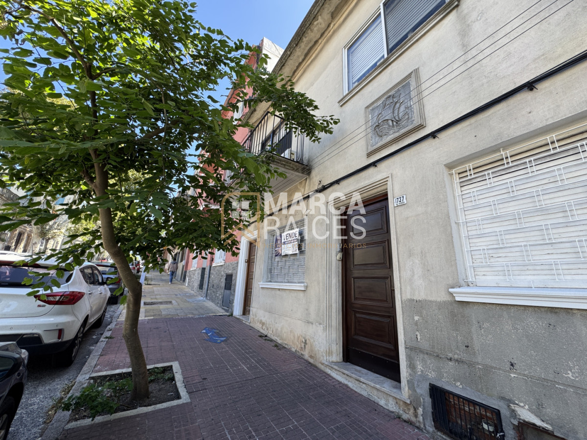 Apartamento ID.559 - Venta Casa 2 Dormitorios con patio Palermo Montevideo 