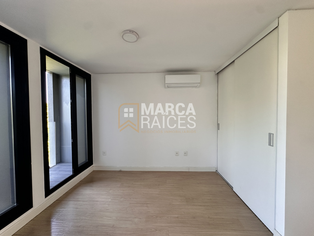 Apartamento ID.1790 - Alquiler Apartamento 2 Dormitorios Centro Montevideo