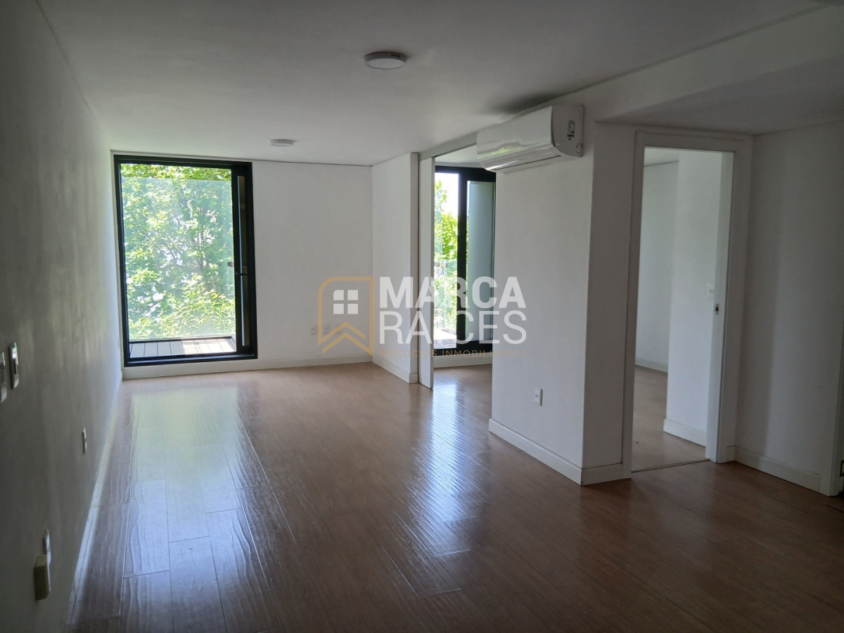 Apartamento ID.1790 - Alquiler Apartamento 2 Dormitorios Centro Montevideo