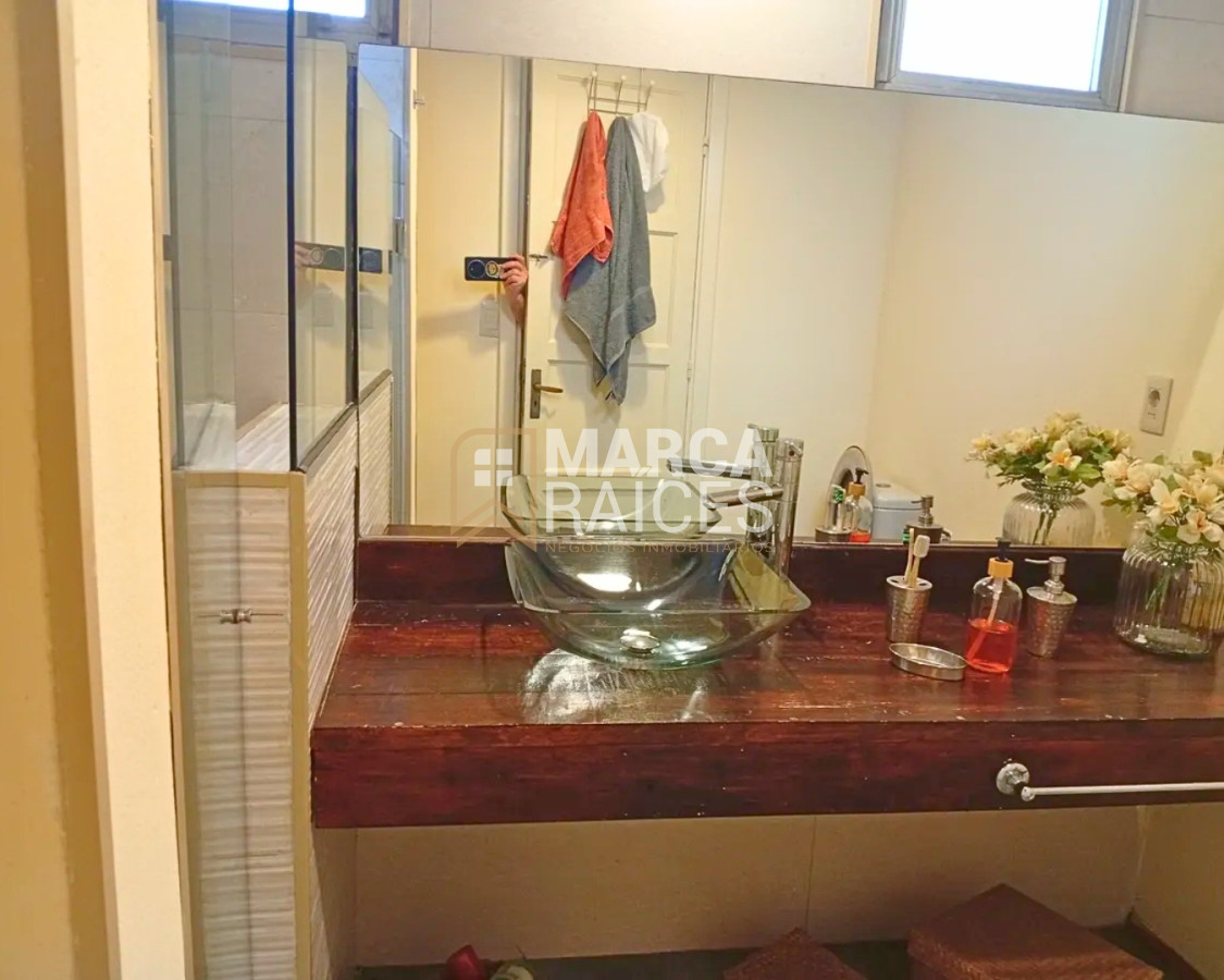 Apartamento ID.1728 - Venta Apartamento 4 Dormitorios 2 Baños Balcon Centro Montevideo