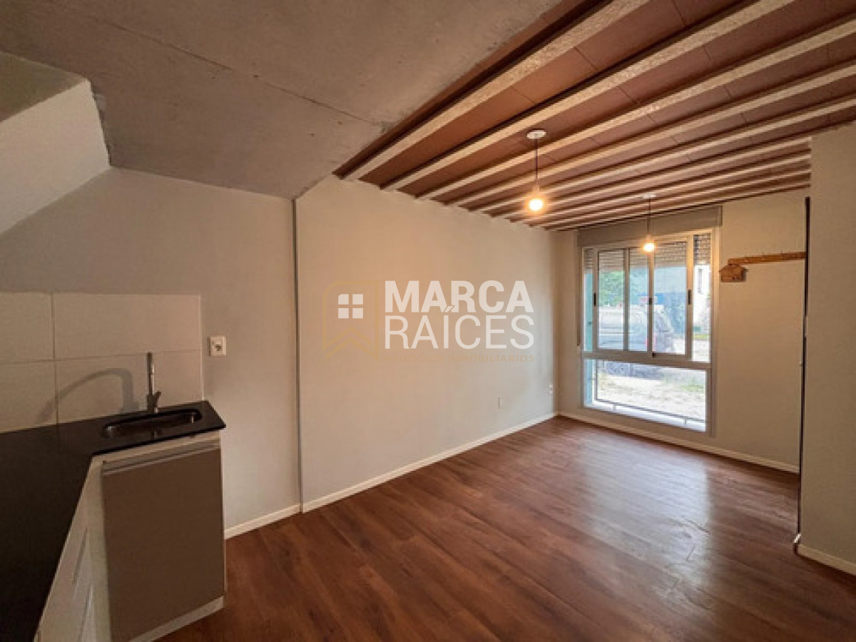 Apartamento ID.1982 - Alquiler Duplex. La Blanqueada, Montevideo