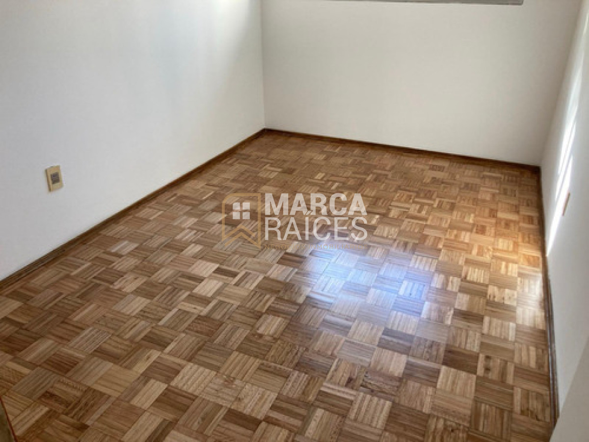 Apartamento ID.1839 - Alquiler Apartamento 2 Dormitorios. Centro, Montevideo