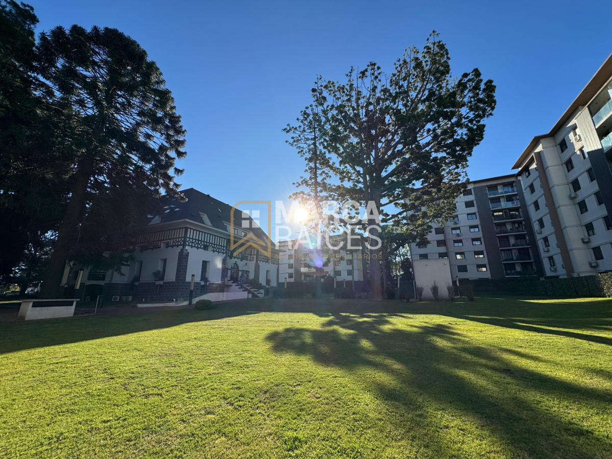 Apartamento ID.1651 - Venta Apartamento 1 Dormitorio con garage en complejo Town Park Prado Montevideo