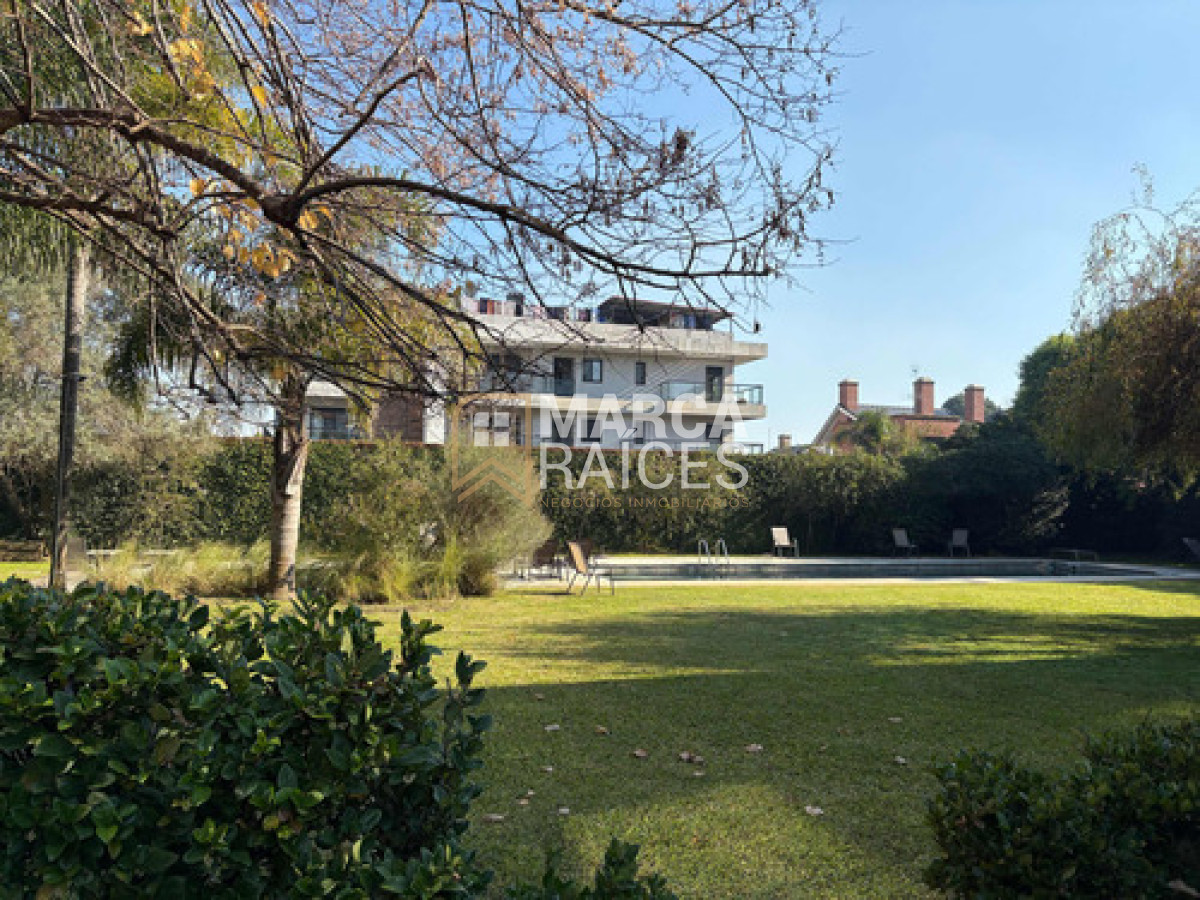 Apartamento ID.1566 - Alquiler apartamento con piscina en Carrasco, Montevideo. 