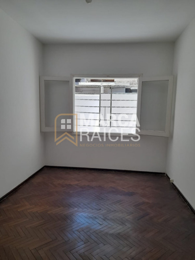 Apartamento ID.1816 - Alquiler Apartamento 2 Dormitorios, planta baja con patio. La Blanqueada, Montevideo