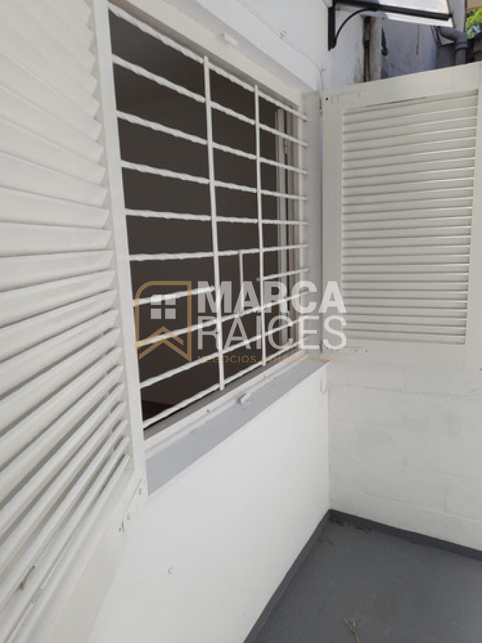 Apartamento ID.1816 - Alquiler Apartamento 2 Dormitorios, planta baja con patio. La Blanqueada, Montevideo