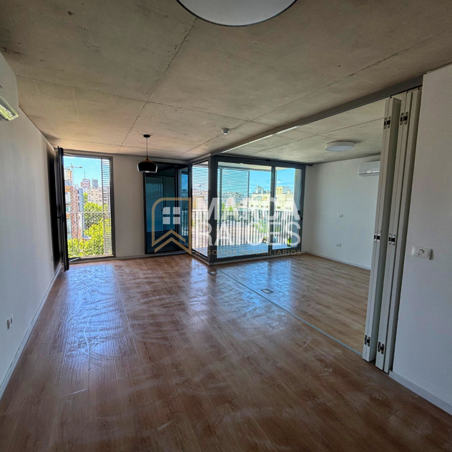 Apartamento ID.1786 - Alquiler Apartamento 1 Dormitorio Piscina Edificio de Categoria Centro Montevideo